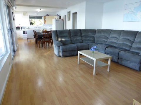 Riverfront Holiday House - Accommodation Port Macquarie 3