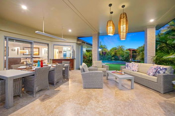 Riverside Breeze - Luxury Family Retreat With Pool with Accommodation Port Macquarie