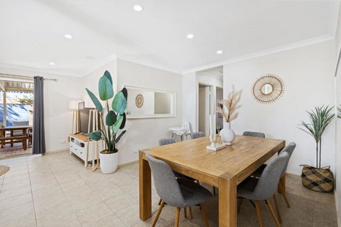 Rivervale Family Retreat - Accommodation Port Macquarie 0