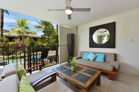 Resort-style Swim Out - A True Tropical Oasis - Accommodation Port Macquarie 1