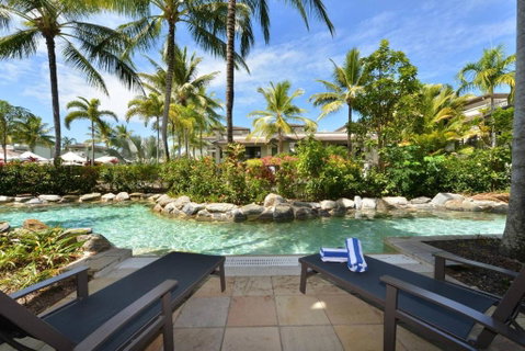 Resort-style Swim Out - A True Tropical Oasis - Accommodation Port Macquarie 0