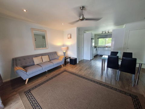 Residential Two-bedroom Unit On The Strand, Self-check In, Wi-fi - Accommodation Port Macquarie 0