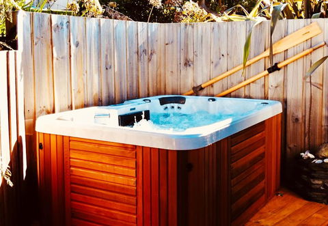 Rock Lobster - Accommodation Port Macquarie 0