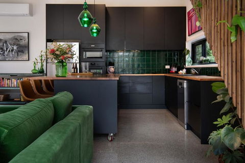 Rocky Hollow - Accommodation Port Macquarie 2