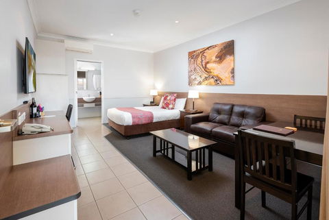 Roma Inland Motor Inn - Accommodation Port Macquarie 1