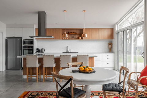 Rose Villa Heritage Home With Parking & WiFi - Accommodation Port Macquarie 0