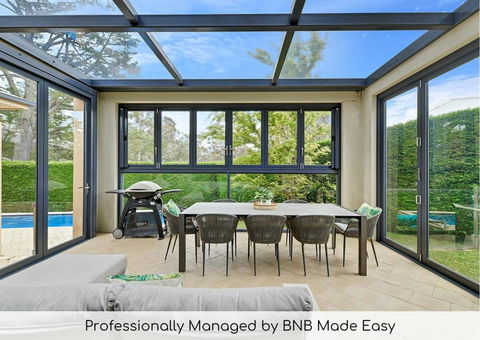 Roselawn Retreat - Pool, Incredible Views, Sleeps 8 - Accommodation Port Macquarie 0