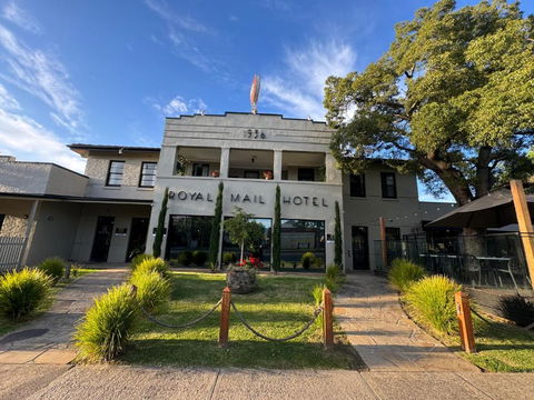 Royal Mail Hotel Whittlesea - Accommodation Port Macquarie 2