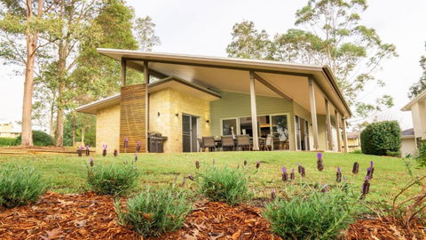 RUST - Accommodation Port Macquarie 1