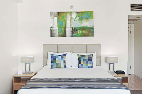 Rydges Esplanade Resort Cairns - Accommodation Port Macquarie 0