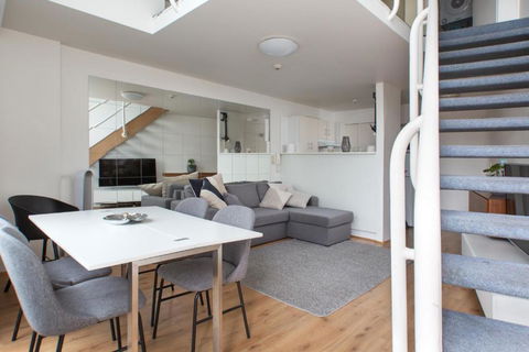 S203S - The Loft By Darling Harbour - Accommodation Port Macquarie 1