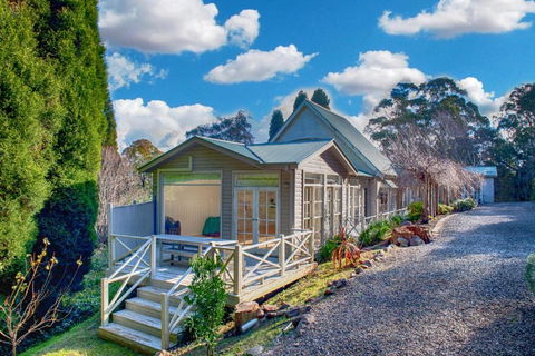 Sage Manor Bowral - Accommodation Port Macquarie 0