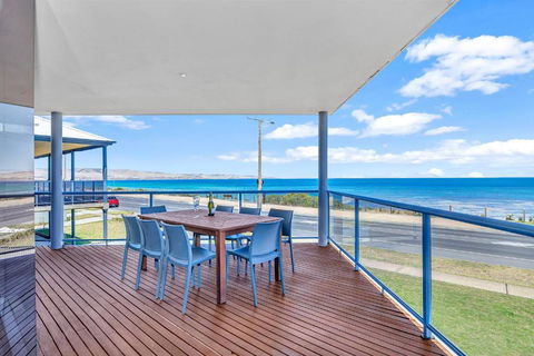 Sail Away - Aldinga Beach - C21 SouthCoast Holidays - Accommodation Port Macquarie 0