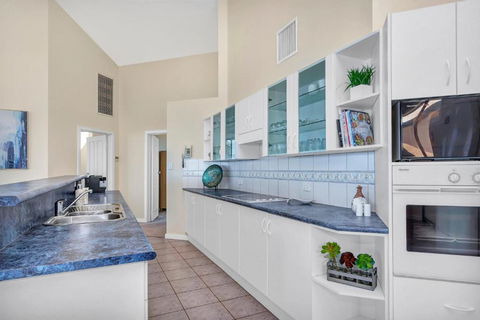 Sail Away - Aldinga Beach - C21 SouthCoast Holidays - Accommodation Port Macquarie 2