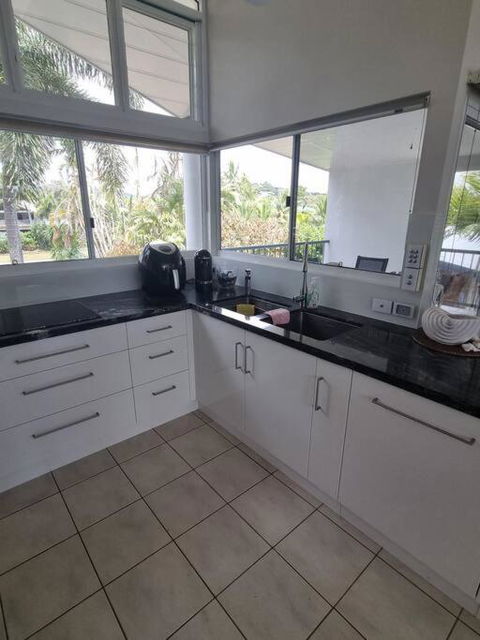Salt On South - Beachfront Bliss - Accommodation Port Macquarie 3