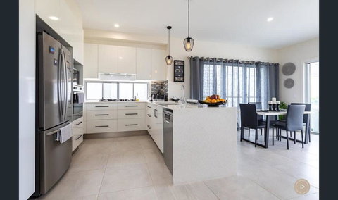 Salt Zen Holiday Townhouse - Accommodation Port Macquarie 3