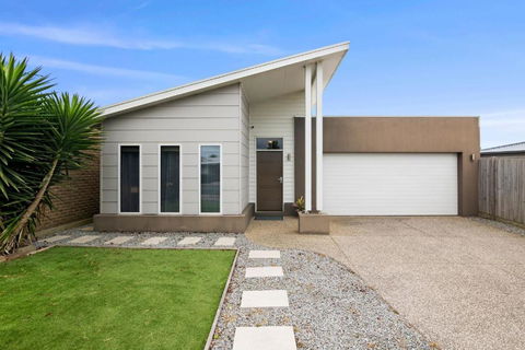 Salty Sage Beach House - Accommodation Port Macquarie 3
