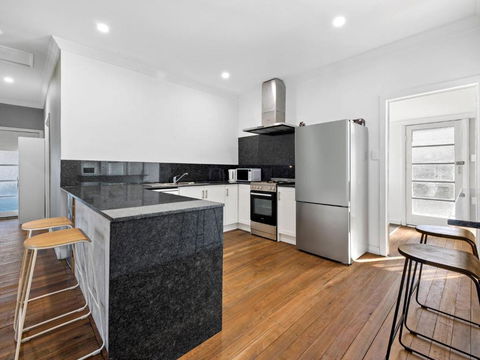 Salty Sea Cottage - Accommodation Port Macquarie 1