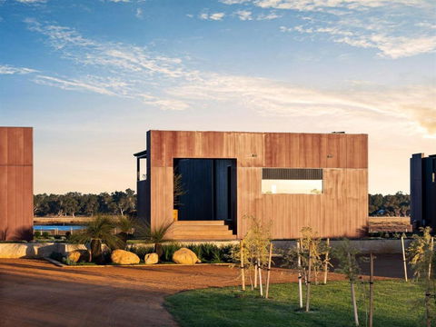 Samphire Chalet Peppermint - Accommodation Port Macquarie 0