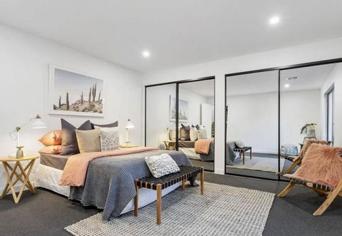 Sanary A Modern Beach Home In Martha Cove - Accommodation Port Macquarie 1