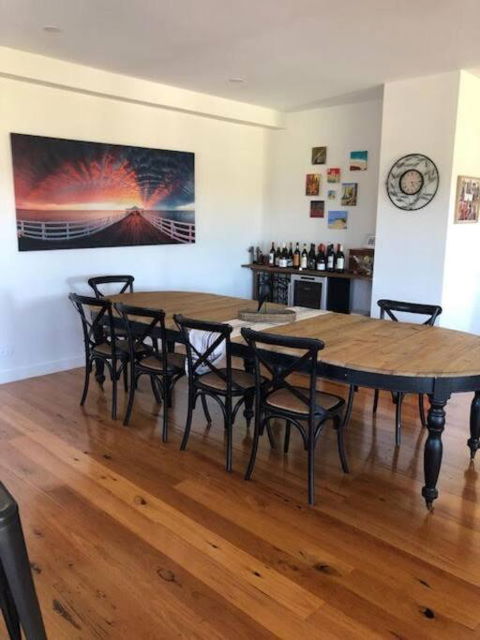 Sanary A Modern Beach Home In Martha Cove - Accommodation Port Macquarie 3