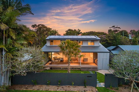 Sanctuary On Browning - Accommodation Port Macquarie 0
