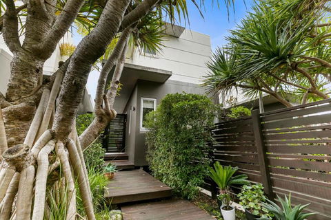 Sanctuary @ Sunshine - Accommodation Port Macquarie 2