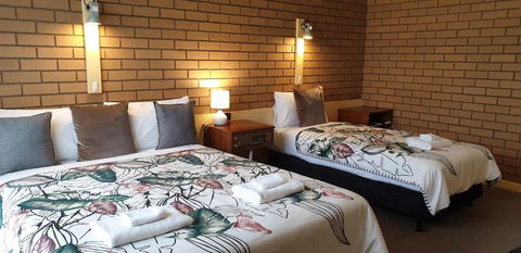 Sandpipers @ Millicent - Accommodation Port Macquarie 3