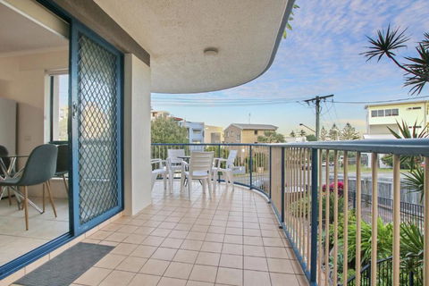 Sandalwood Unit 1 66 Lower Gay Tce - Accommodation Port Macquarie 2
