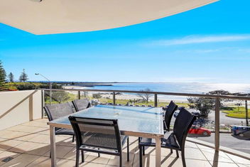 Sandcastle 201 with Accommodation Port Macquarie