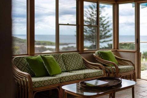 Sandilands One - Oceanstays - Accommodation Port Macquarie 2