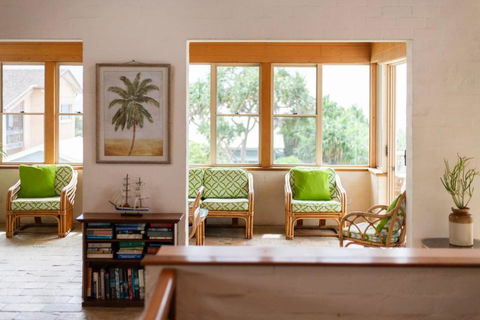 Sandilands One - Oceanstays - Accommodation Port Macquarie 3