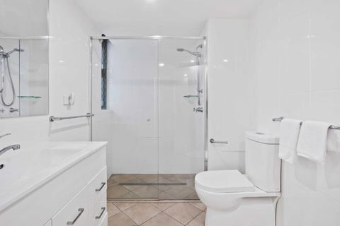 Sandown - Hosted By Burleigh Letting - Accommodation Port Macquarie 1