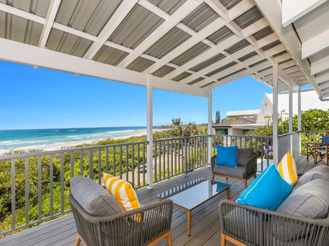 Sandpiper Beachfront House - Hastings Point - Accommodation Port Macquarie 0