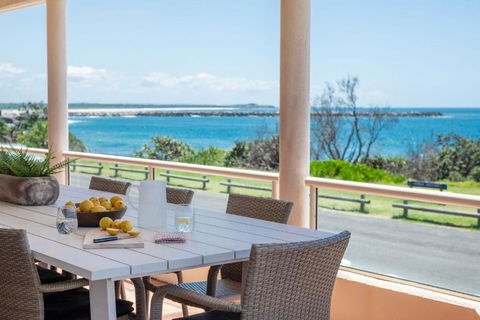 Sandrift One - Oceanstays - Accommodation Port Macquarie 0