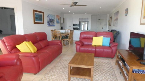 Sands 16, 20 - 22 Pacific Parade - Accommodation Port Macquarie 3