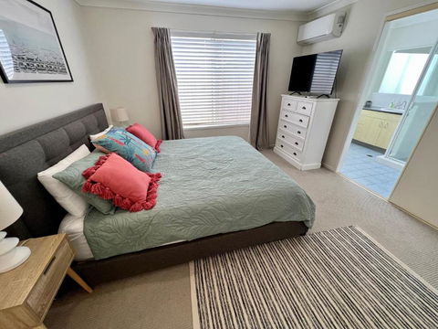 Sandstone Point 4-bedroom Home - Accommodation Port Macquarie 3