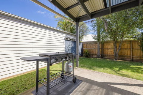 Sandy Beach House Cowes - Accommodation Port Macquarie 3