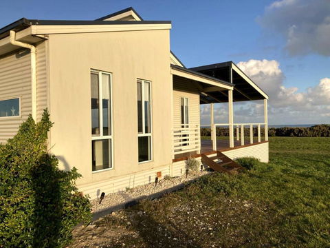 Sandy Bottoms Beach Escape - Accommodation Port Macquarie 0