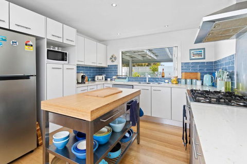 SANTORINI BEACH HOUSE SAFETY BEACH - Accommodation Port Macquarie 2