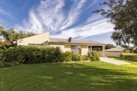Sheoak On Wedge - Well Appointed Property Close To Beach - Accommodation Port Macquarie 0