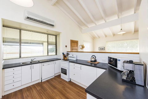 Sheoak On Wedge - Well Appointed Property Close To Beach - Accommodation Port Macquarie 1