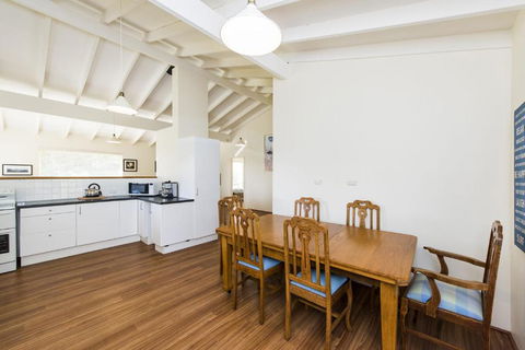 Sheoak On Wedge - Well Appointed Property Close To Beach - Accommodation Port Macquarie 2