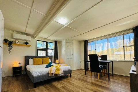 Shops Across St! Cute Studio In Salisbury - Accommodation Port Macquarie 3