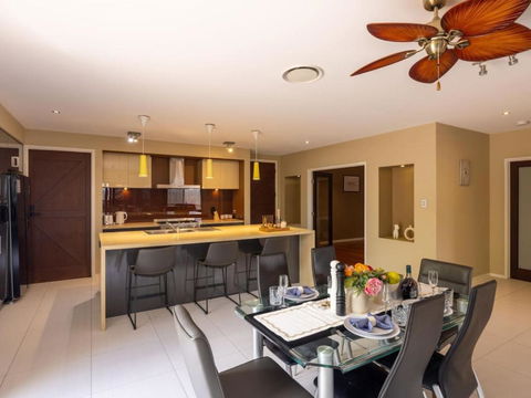 Stylish 2BR House For A Memorable Stay Stretton - Accommodation Port Macquarie 3