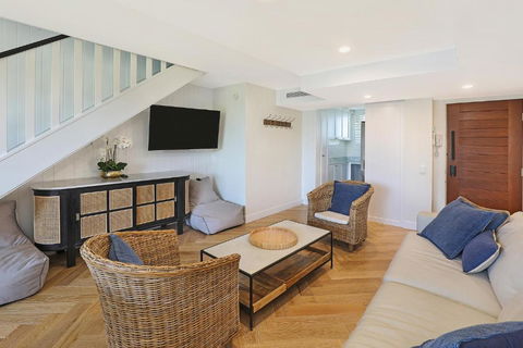 TARA7- On Trend At Taranaki - Accommodation Port Macquarie 3