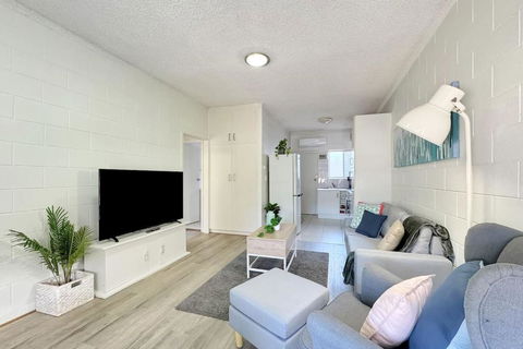 The Cosy Corner - Your Chic Adelaide Base - Accommodation Port Macquarie 0