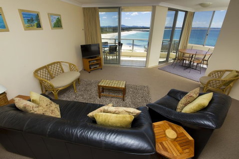 Beachpoint, Unit 401, 28 North Street - Accommodation Port Macquarie 3