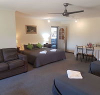 Beachport Motor Inn - Accommodation Port Macquarie