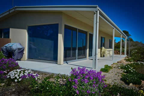Beachside - Accommodation Port Macquarie 3